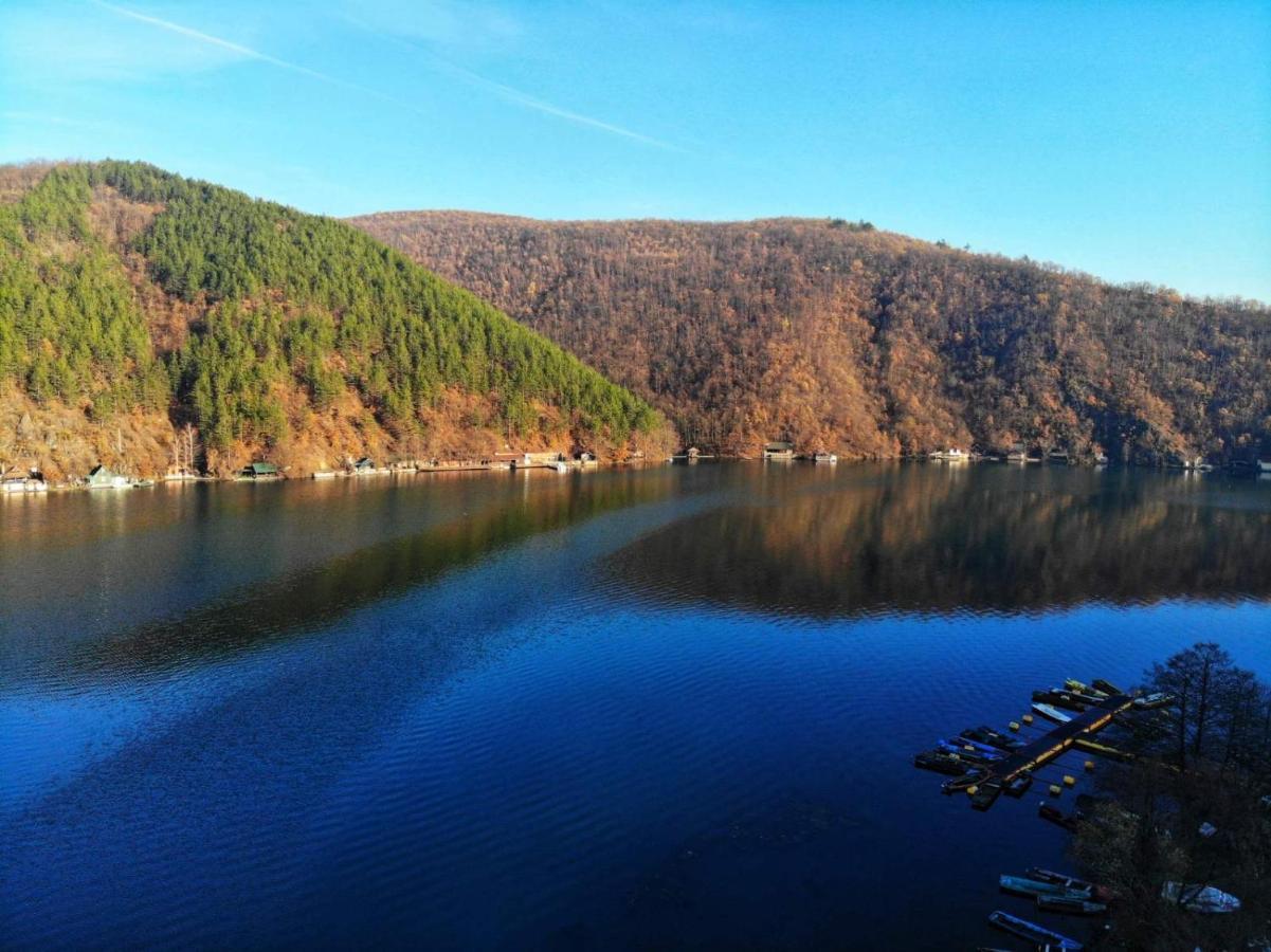 Glamping Jezero * Cacak